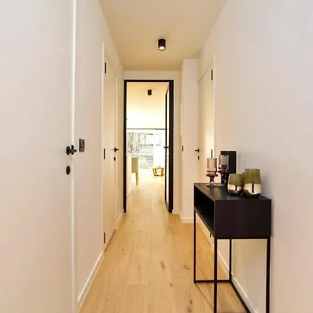 Trendy En Modern Ostendia Apartman *