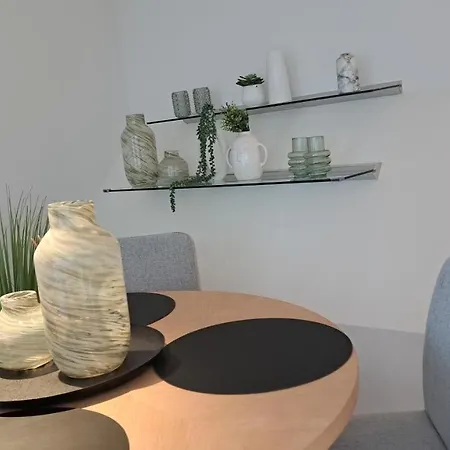 Trendy En Modern Ostendia Apartman *