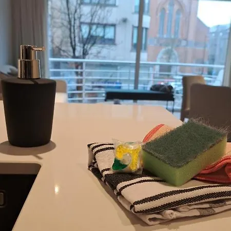 Trendy En Modern Ostendia Lägenhet